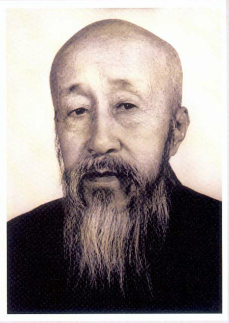 艺术家沈钧儒照片